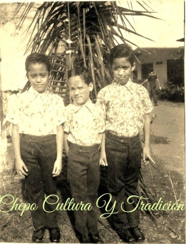Luis Arza, Nan Quintero y Ariel Quintero.