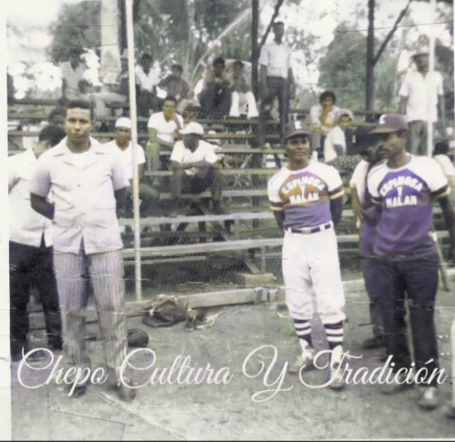 Asi eran parte de las gradas del Estadio José Dd Lalu Thompson para la década del 80
