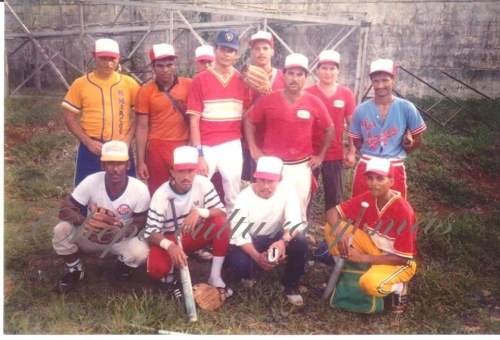 Equipo de bola suave bomberos de Chepo.