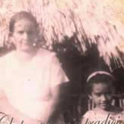 Mama Chila y Ana Jaén