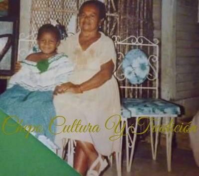 YiYi Lopez y su mamá.